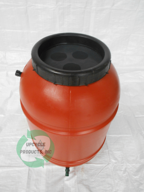 UPCYCLE 50 Gallon Terra-Cotta Rainbarrel - Image 3