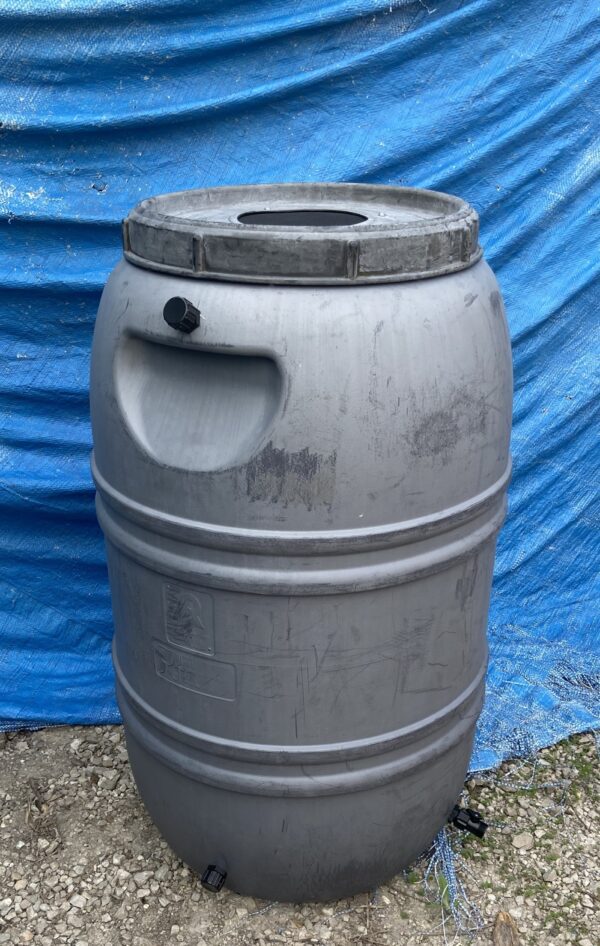 SUMMER SALE 55 Gallon Rain Barrel - Image 2