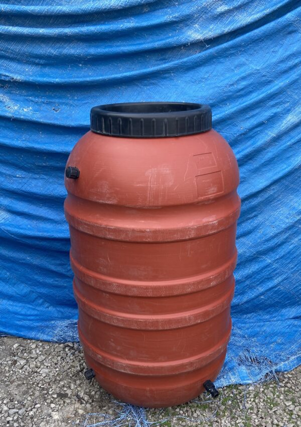 SUMMER SALE 55 Gallon Rain Barrel - Image 3
