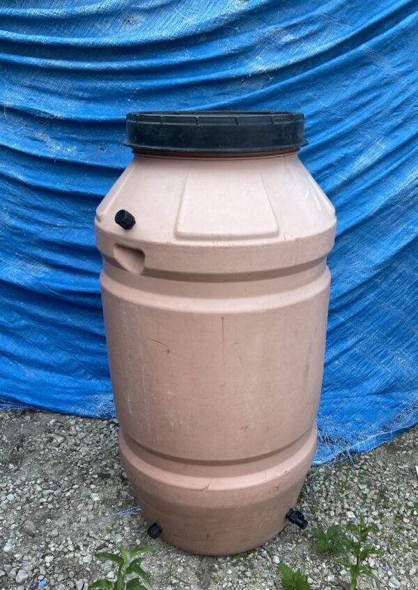 SUMMER SALE 55 Gallon Rain Barrel - Image 4